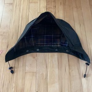 Barbour Sylkoil Hood in Olive